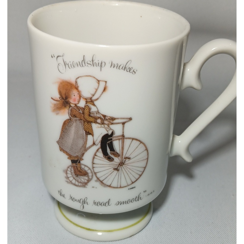 Holly Hobbie Genuine Porcelain Friendship Mug WWA Japan Cleveland OH